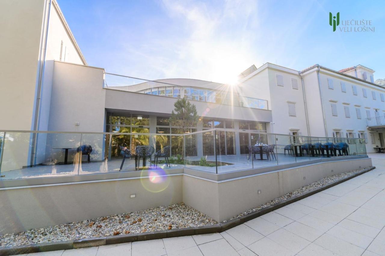 Hotel Villa Elisabeth - Veli Losinj Health Resort Esterno foto